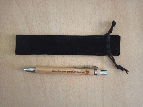 Stylo en bambou personnalisé – Image 4
