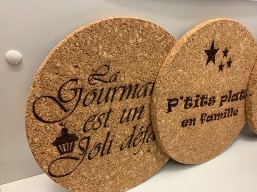 Dessous de plat en liège personnalisable – Image 4