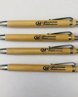 Stylos publicitaires en bambou avec personnalisation identique